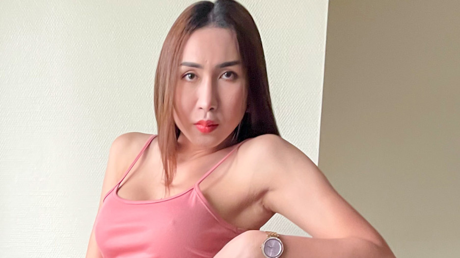 Mimi Is Cumming For You!